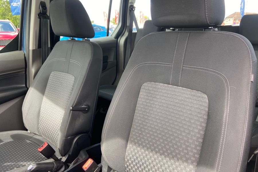 Ford TOURNEO CONNECT Photo autoimg-c358e2aaae02e1342118bb26b5d12416b34245b6.jpg