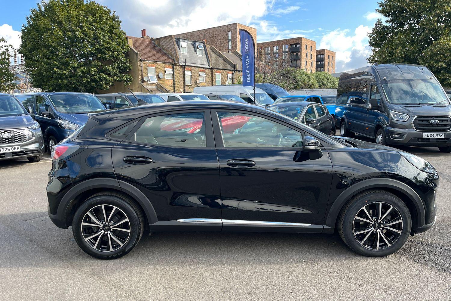 Ford PUMA Photo 36