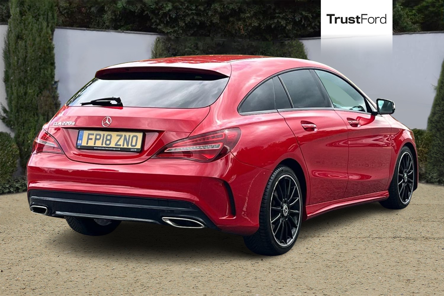Mercedes-Benz CLA Photo 3