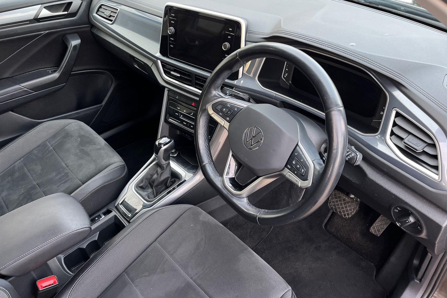 Volkswagen T-Roc Photo 8