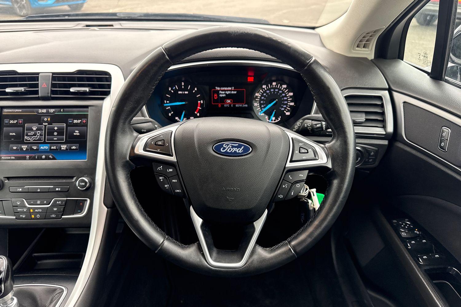 Ford MONDEO Photo 11