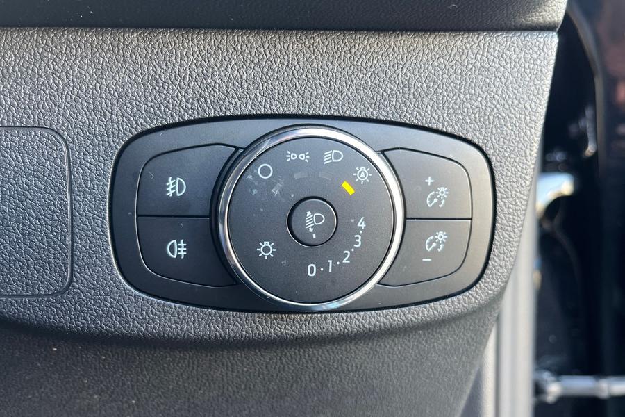 Ford Focus Photo autoimg-c363bcc98437976380d71fb247513db5386baea4.jpg