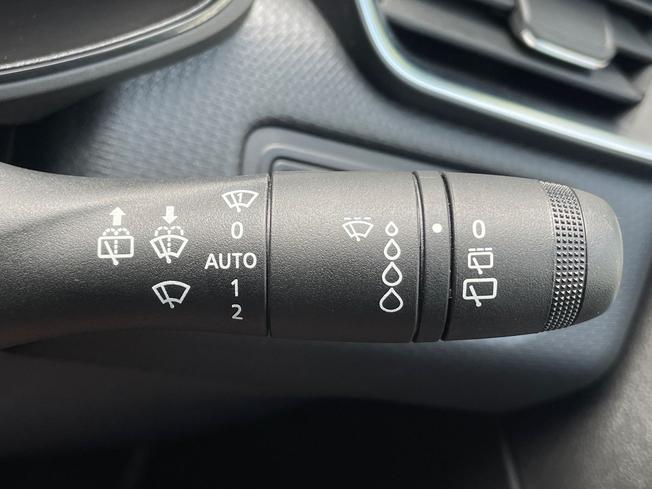 RENAULT Clio Photo 36