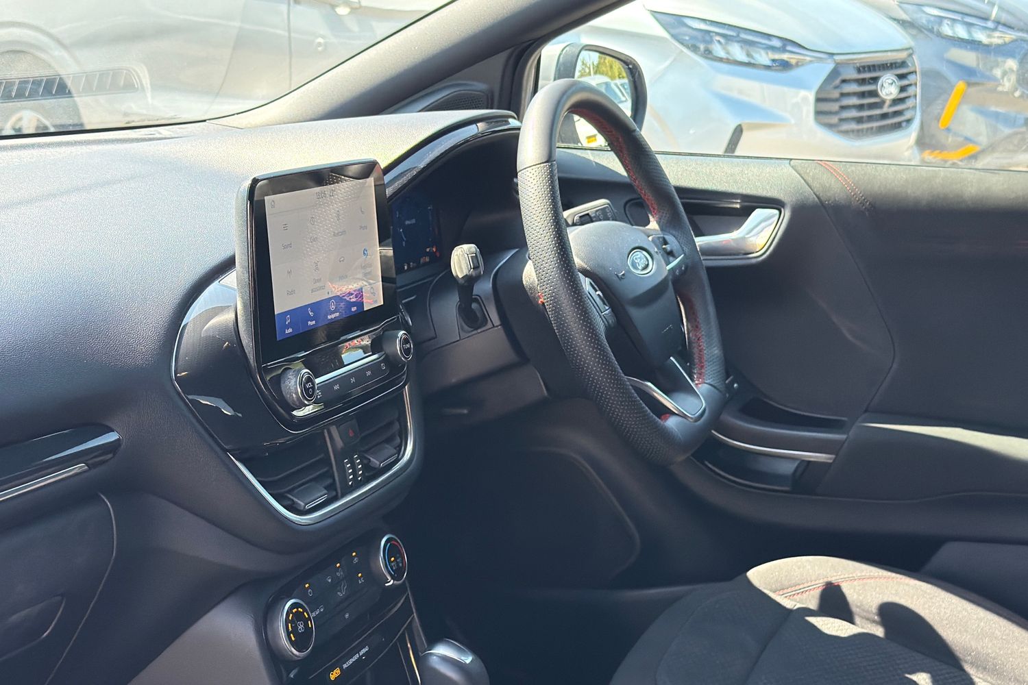 Ford PUMA Photo 17