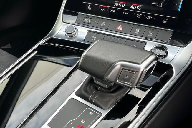 AUDI A6 Avant Photo 33