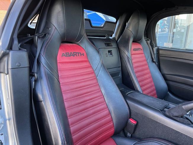 ABARTH 124 Spider Photo 29