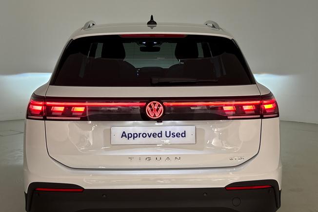 VOLKSWAGEN Tiguan Photo 28