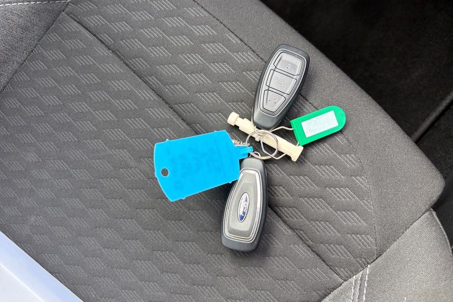Ford PUMA Photo autoimg-c370f4e571679059a2c10fc8d824427d4316960e.jpg