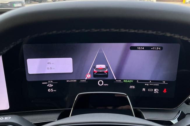 AUDI Q6 E-Tron Photo 15