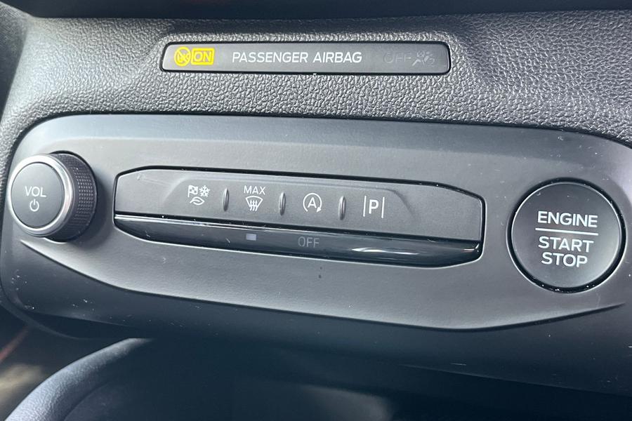 Ford Focus Photo autoimg-c37b56f844cd9c4ee962617e8a2927ea22256004.jpg