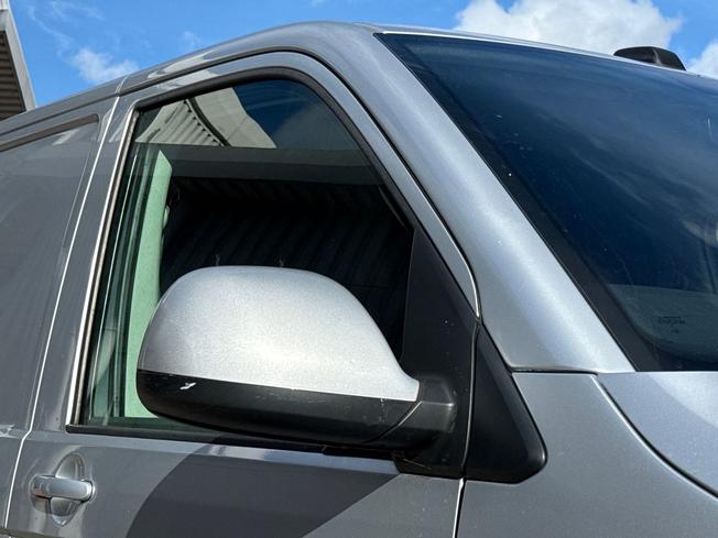 VOLKSWAGEN Transporter Photo 20
