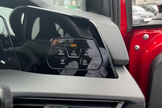 Volkswagen Golf Photo autoimg-c380f7d6206db32987ce3d878ef229662066ab75.jpg