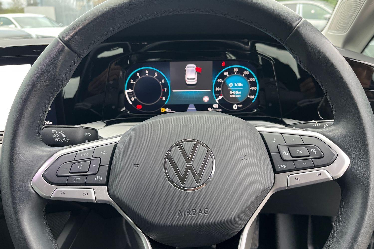 Volkswagen Golf Photo 11