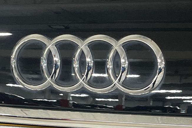 AUDI A6 Avant Photo 35