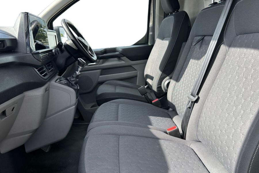 Ford TRANSIT CUSTOM Photo autoimg-c3875c5abde07650517c68351941336cb83a572b.jpg