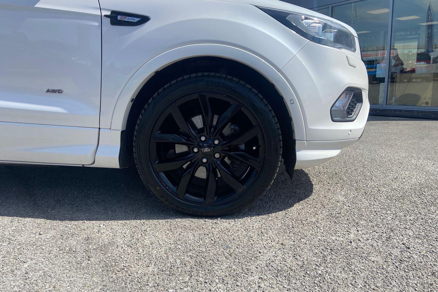 Ford Kuga Photo 24