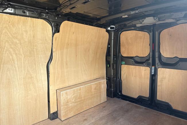 VOLKSWAGEN Transporter Photo 9