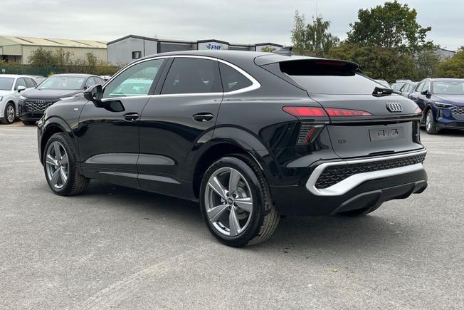 AUDI  Q3 Sportback Photo 26