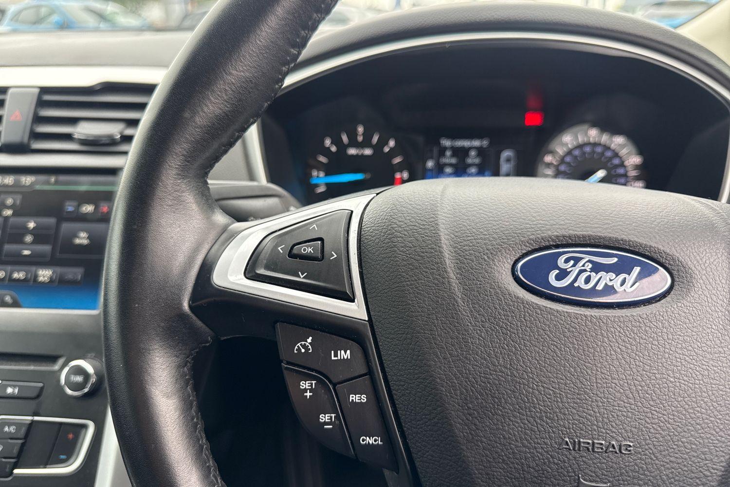 Ford MONDEO Photo 28