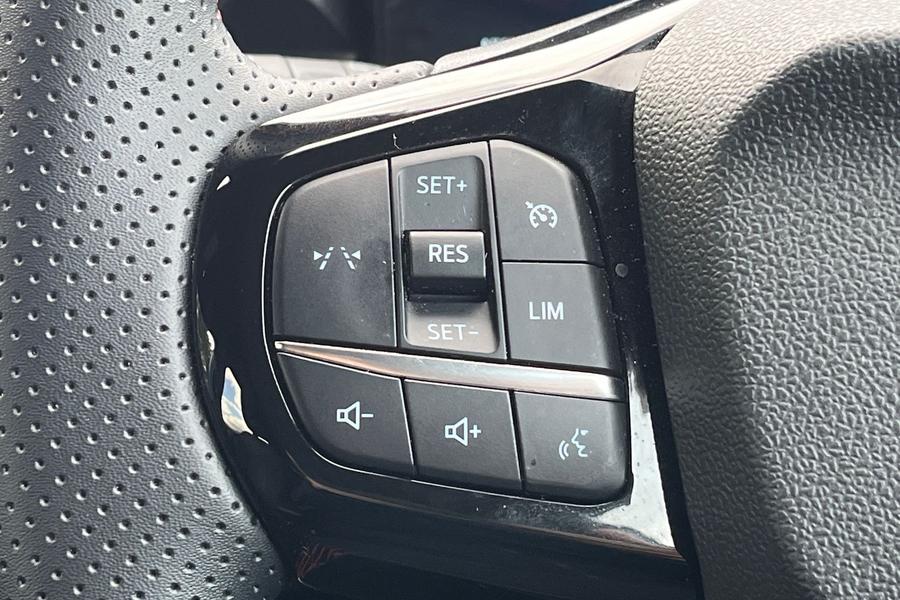 Ford PUMA Photo autoimg-c391df071f1847d5f70dca53c3e154edf2b015c8.jpg