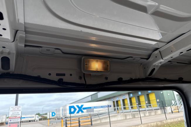 Volkswagen Crafter Photo 24
