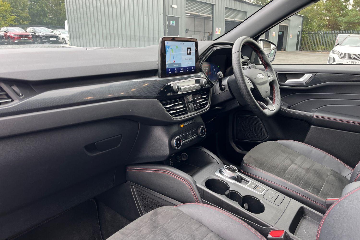 Ford KUGA Photo 17