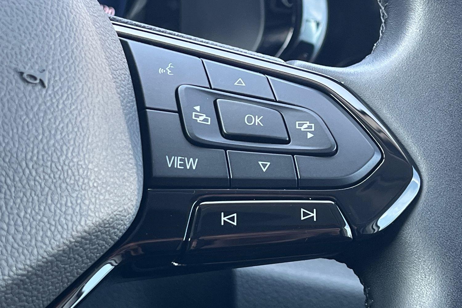 Ford TRANSIT CONNECT Photo 17