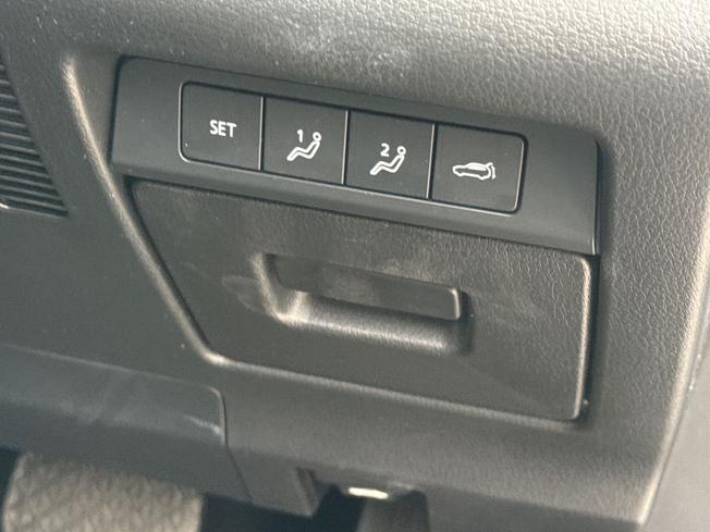 MAZDA CX-30 Photo 29