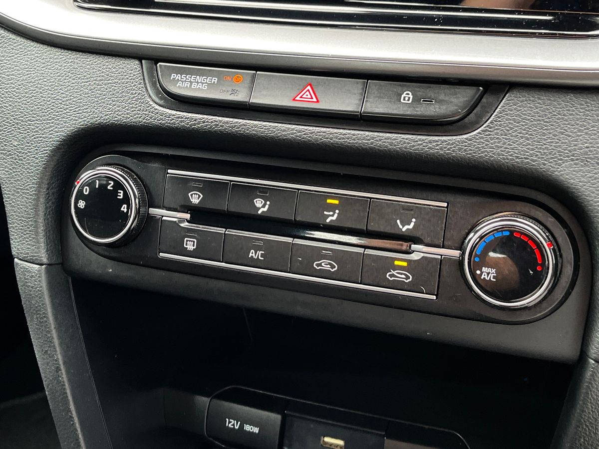 Kia Ceed Photo 11