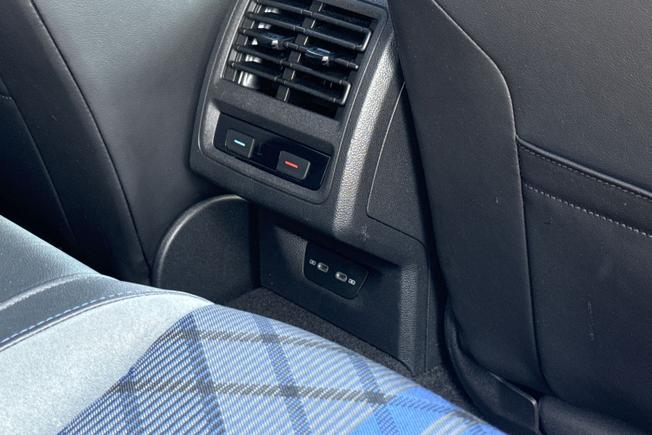 VOLKSWAGEN Golf Photo 49