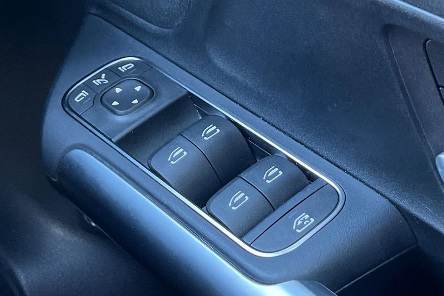 Mercedes-Benz EQA Photo autoimg-c3b28d710c3b4cab7cfd53b46e681722e02a3d40.jpg
