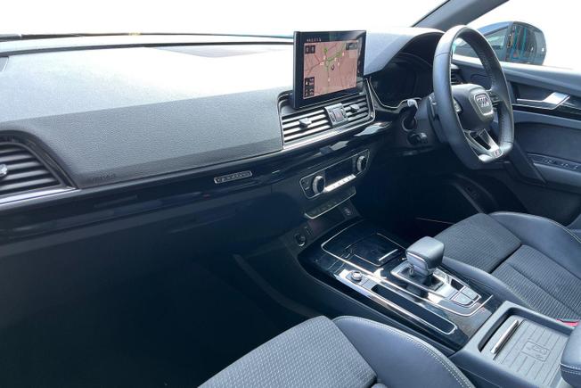 AUDI Q5 Photo 2