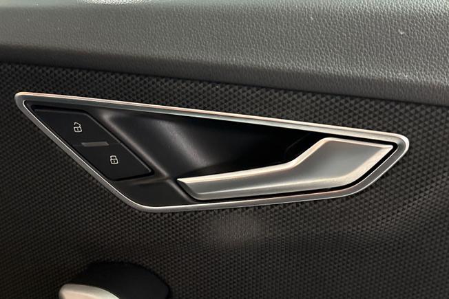 AUDI Q2 Photo 26