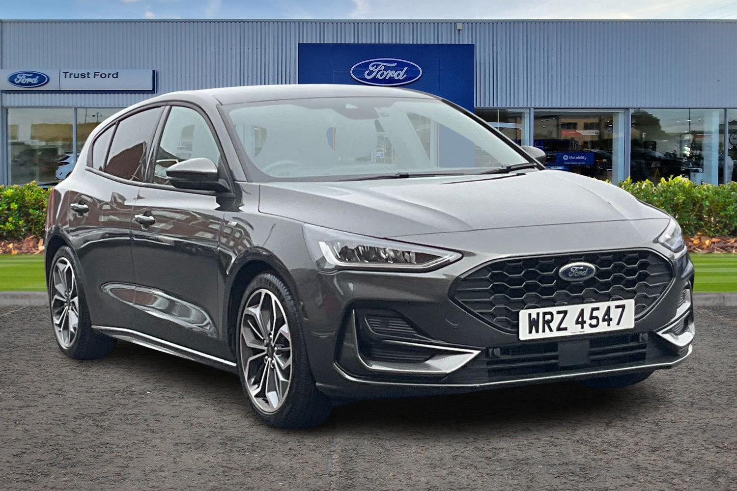 Ford FOCUS Photo 0