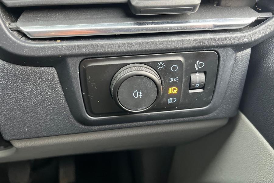 Ford TRANSIT CUSTOM Photo autoimg-c3b78e329f387377364413d71906a71f7b2bb68b.jpg