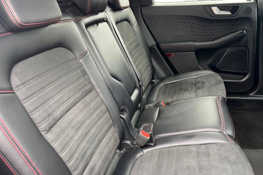 Ford KUGA Photo autoimg-c3ba5e741905597f4f4feb88e3baa06b5a03b291.jpg