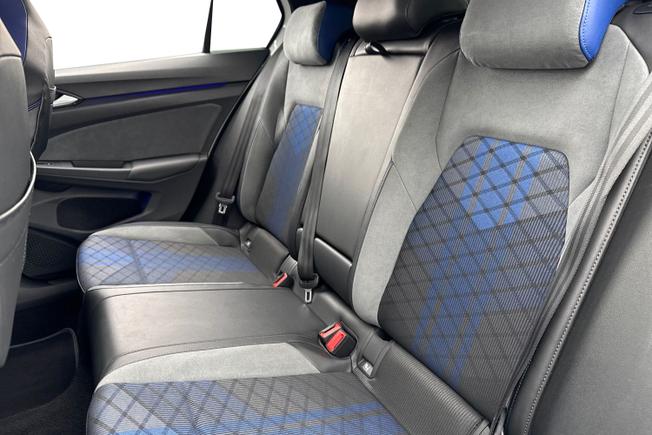 VOLKSWAGEN Golf Photo 9
