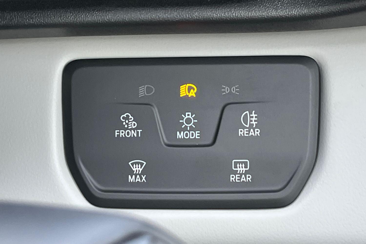 Ford Explorer Photo 36
