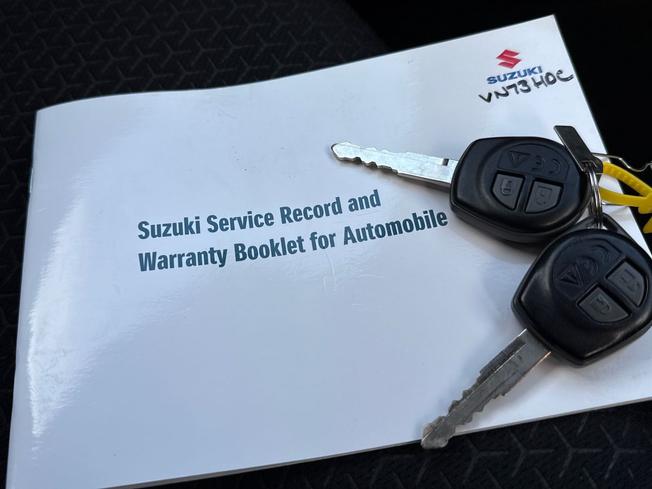 SUZUKI Swift Photo 45