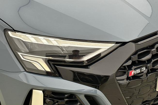 AUDI RS3 Photo 20