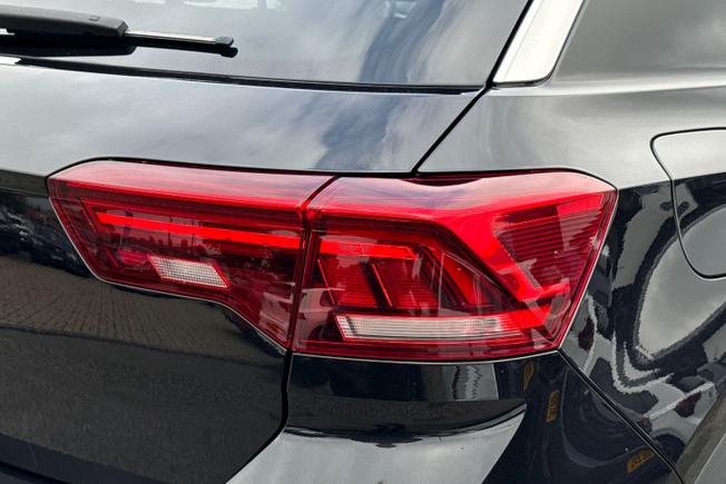 Volkswagen T-Roc Photo 18
