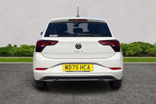 Volkswagen Polo Photo autoimg-c3d6c40fe367e00aef04a0c1b97e32b25edb8354.jpg