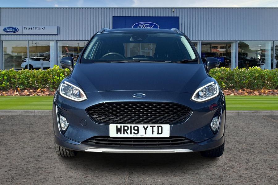 Ford FIESTA Photo autoimg-c3d774572f171e1248cd50d775820bcac88b66bd.jpg