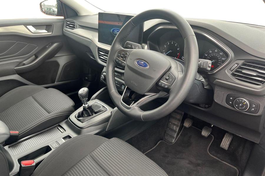 Ford Focus Photo autoimg-c3e2bde4841f4624bb359ea530ed1b47c63e4283.jpg