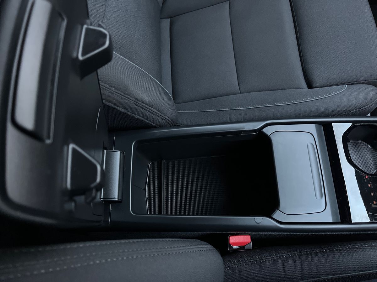 Volvo XC40 Photo 34