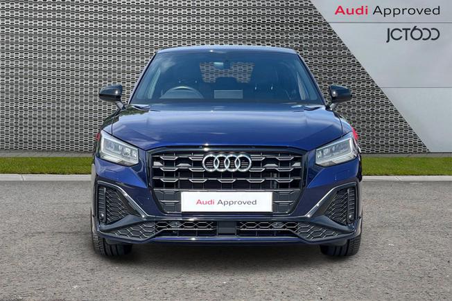 AUDI Q2 Photo 8