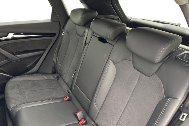 AUDI Q5 Photo 9