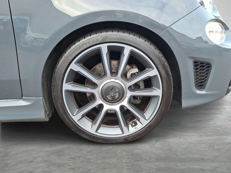 Used Abarth 595 YR22ZTB 9