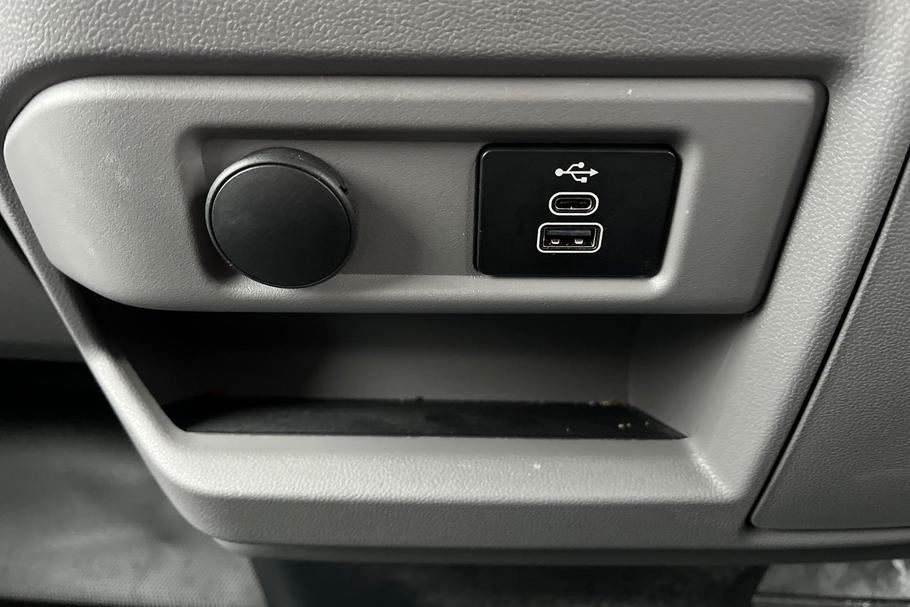 Used Ford TRANSIT CUSTOM WV75YPO 33