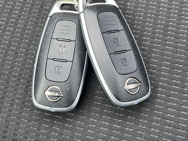 NISSAN Qashqai Photo 52